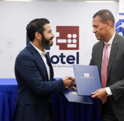 Indotel y Sipen firman convenio para fortalecer la educación sobre el sistema de pensiones en República Dominicana