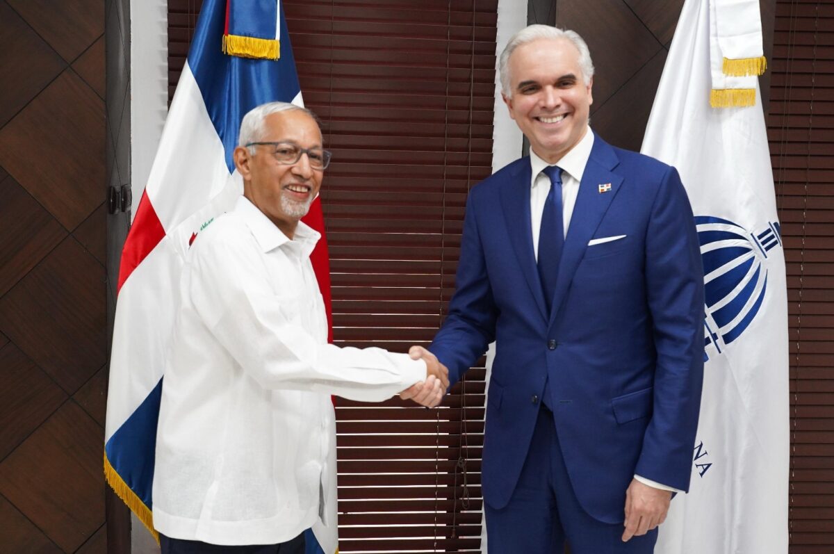 Luis Miguel De Camps asume el Minerd con el compromiso de fortalecer la educación y la calidad educativa