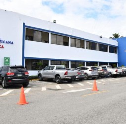 Ministerio de Salud recibe 10,000 vacunas Covid-19 para continuar el reforzamiento en personas vulnerables