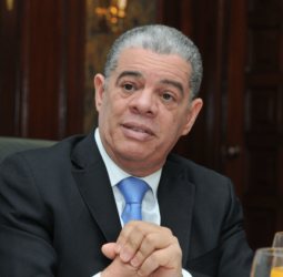 Amarante Baret solicita publicar resultados de la evaluación del PLD