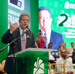 Leonel asegura que la Fuerza del Pueblo no pausará labor de oposición