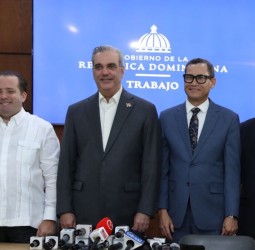 Gobierno anuncia aumento salarial de 20 % al sector privado no sectorizado